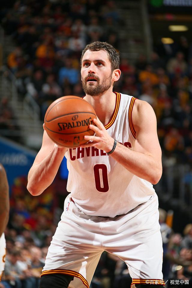 姆巴佩在本 姆巴佩在本