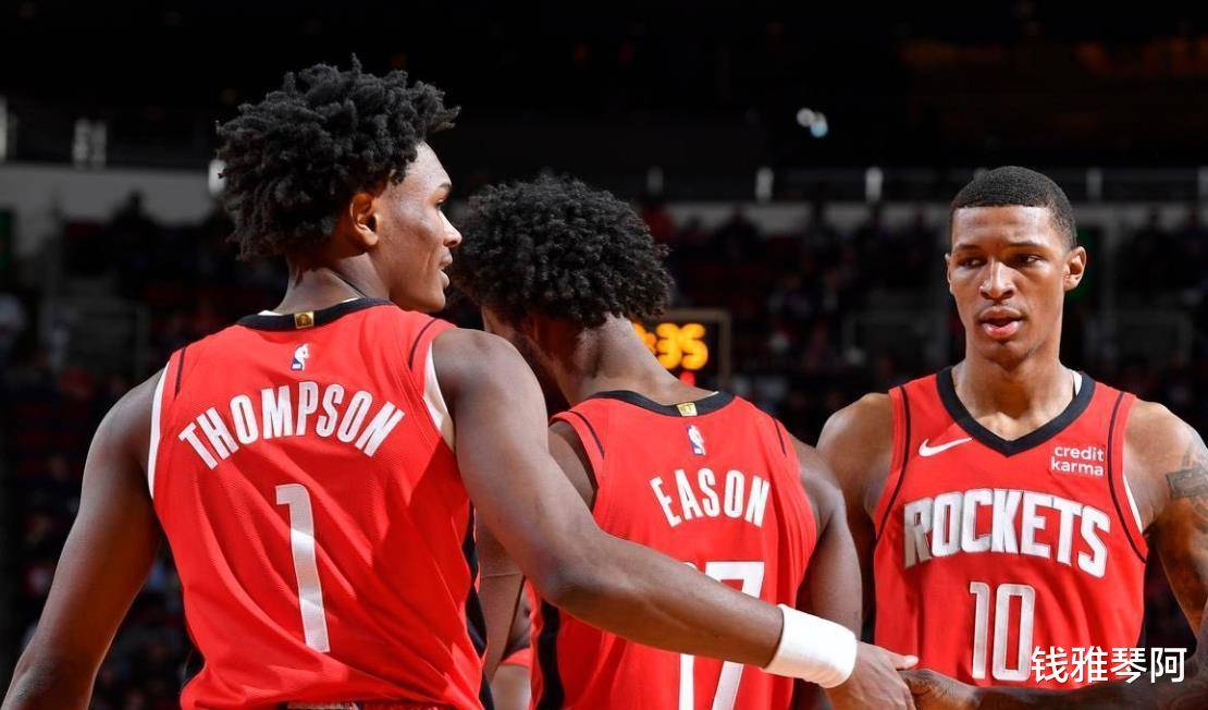 西甲半场：亚当斯门前造险，瓦伦西亚暂0-0塞维利亚