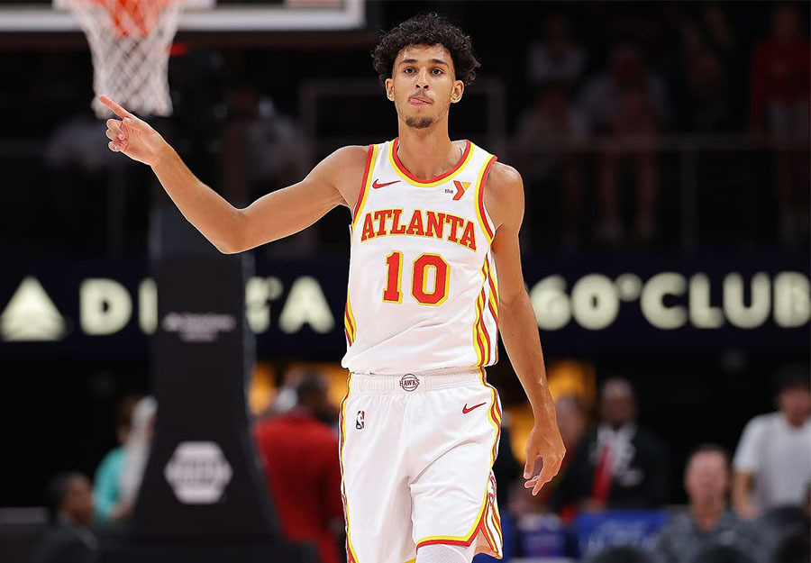 Marc Stein报道，火箭并没有完全排除冠军控卫范弗里特在本赛季复出的可能性。 范弗里特正在竭尽全力进行康复训练，至少为赛季末期的回归保留一线希望。